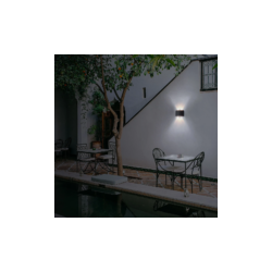 Lámpara LED de Sobreponer en Muro Luz Cálida color Negro 4W Illux